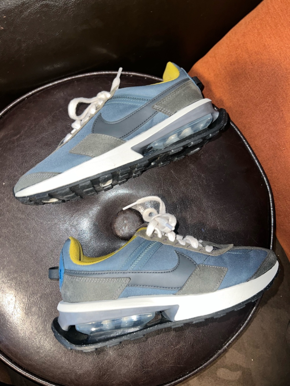 Nike Air Max Pre-Day LX "Hasta" sneakers men’s  size 5.5 women’s 7